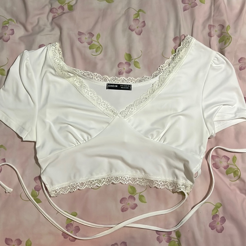 White high back lace up shirt